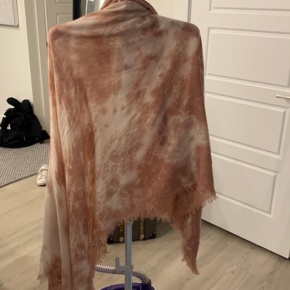 Scarf 100 percent wool